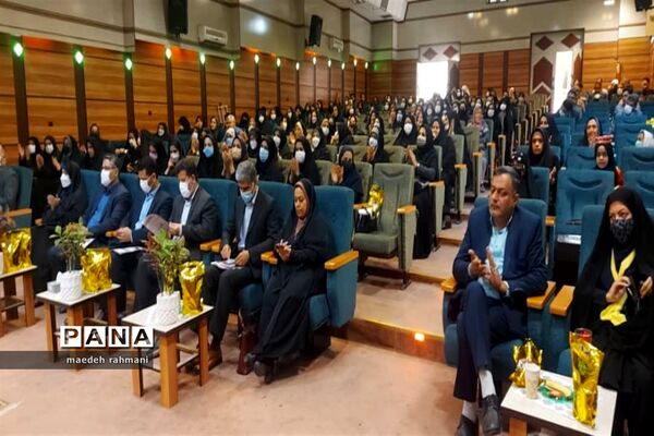 جشنواره اختتامیه طرح‌های آموزش ابتدایی ناحیه دو شهرری