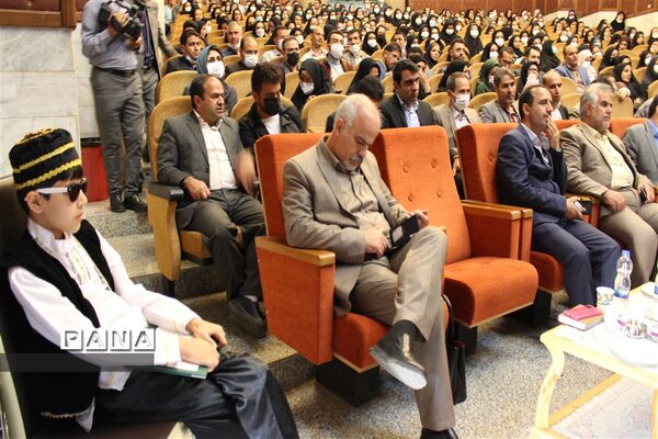 تجلیل از معلمان مدارس استثنایی