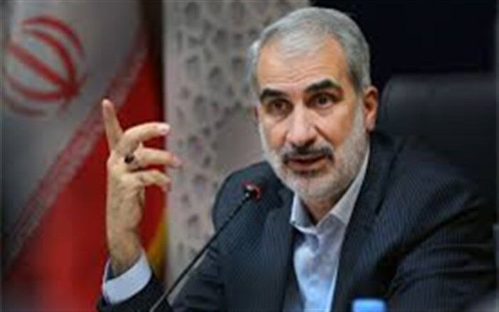 نقش تشکل‌های دانش‌آموزی در پیروزی انقلاب بی‌بدیل بود