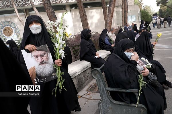 مراسم تشییع پیکر مرحوم  آیت الله فاطمی‌نیا در دانشگاه تهران
