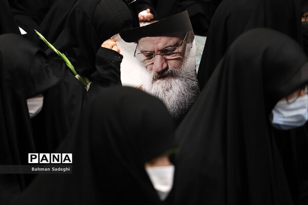مراسم تشییع پیکر مرحوم  آیت الله فاطمی‌نیا در دانشگاه تهران