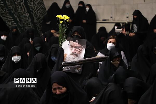 مراسم تشییع پیکر مرحوم  آیت الله فاطمی‌نیا در دانشگاه تهران