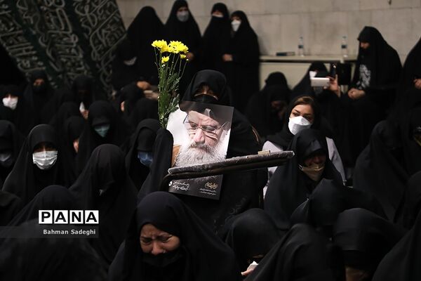 مراسم تشییع پیکر مرحوم  آیت الله فاطمی‌نیا در دانشگاه تهران