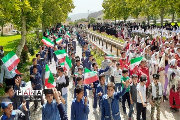 اجرای مراسم سرود سلام فرمانده در کلات