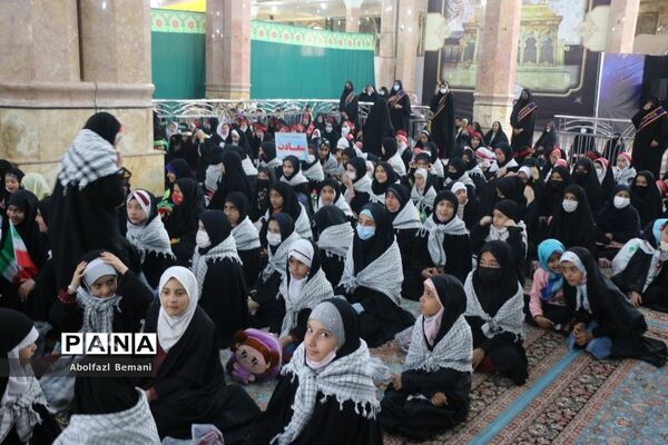 اجرای سرود سلام فرمانده در مسجد مقدس جمکران-1