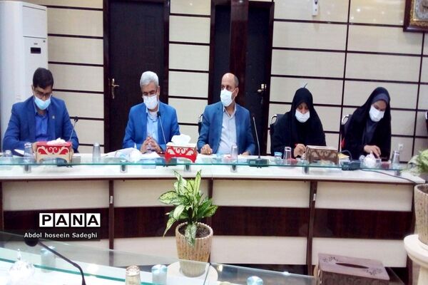 جلسه ستاد برنامه‌ریزی فعالیت‌های تابستانی دانش‌آموزان استان بوشهر