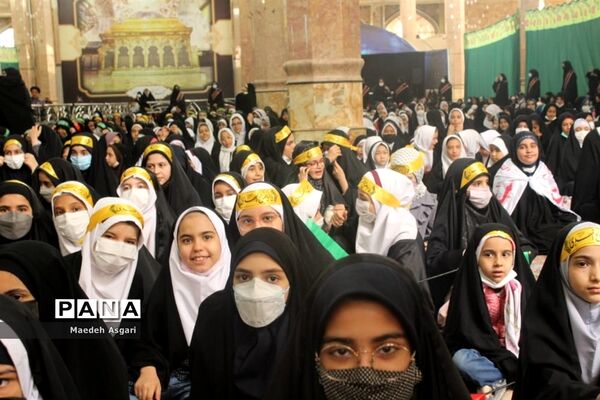 اجرای سرود 1400 نفری سلام فرمانده دانش آموزان در مسجد جمکران-4