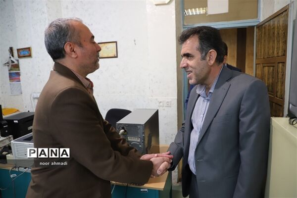 بازدید مدیرکل آموزش و پرورش از آموزش و پرورش ناحیه3 کرمانشاه