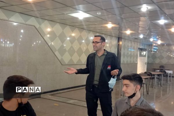 بازدید دانش‌آموزان مدرسه امام حسین(ع) از شرک صنعتی ساران شهرستان نظرآباد