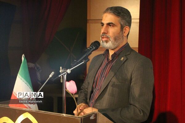 دهمین دوره جشنواره مدرسه انقلاب در قم-2