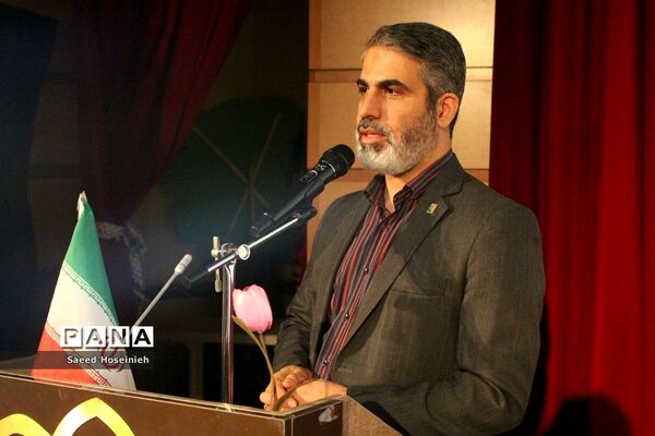 دهمین دوره جشنواره مدرسه انقلاب در قم-2