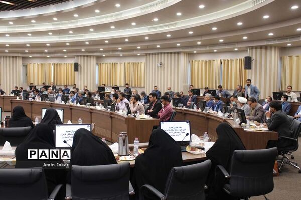 نشست مجمع فرهنگیان بسیجی استان فارس