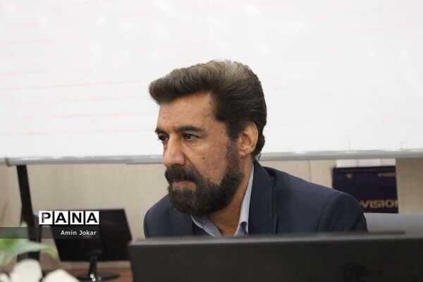 نشست مجمع فرهنگیان بسیجی استان فارس