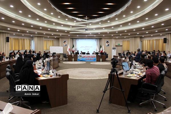 نشست مجمع فرهنگیان بسیجی استان فارس