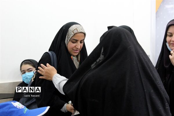 آیین تقدیر از برگزیدگان جشنواره شاد و مدرسه انقلاب در گلوگاه