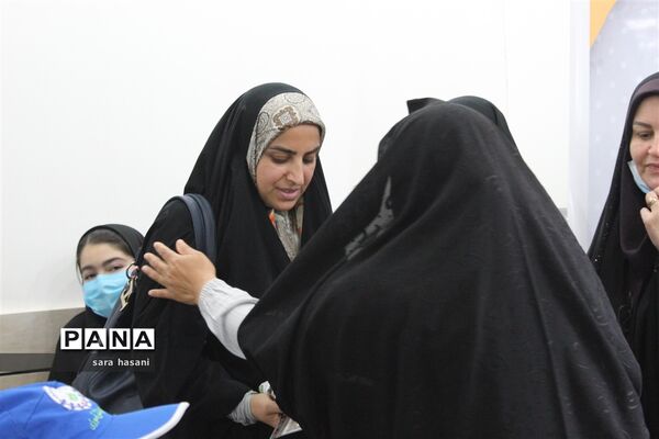 آیین تقدیر از برگزیدگان جشنواره شاد و مدرسه انقلاب در گلوگاه