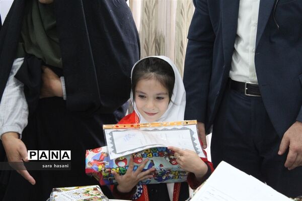 آیین تقدیر از برگزیدگان جشنواره شاد و مدرسه انقلاب در گلوگاه