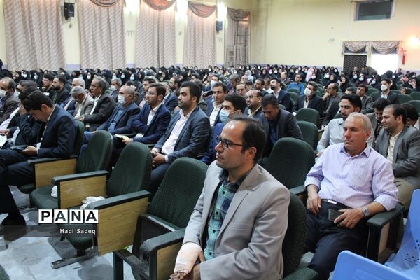 اختتامیه طرح‌ها و برنامه‌های حوزه معاونت آموزش ابتدایی آموزش و پرورش مراغه