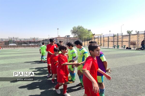 برگزاری مسابقات ۶ جانبه فوتبال به‌مناسبت آزادی خرمشهر در تهران