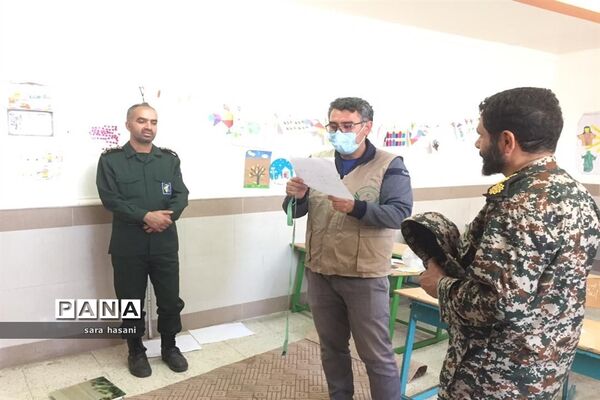 پایش ناهنجاری‌های قامتی در شهرستان گلوگاه