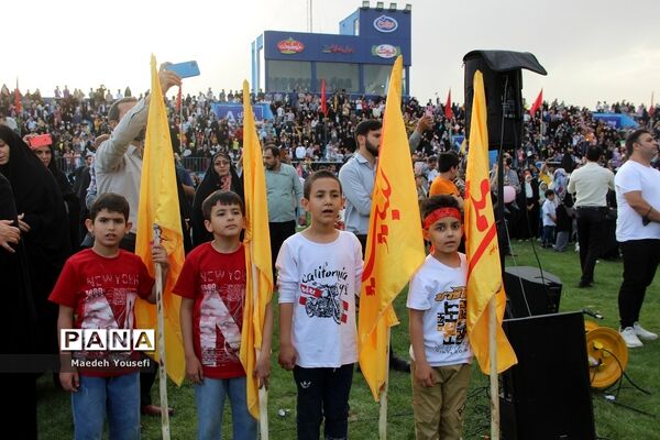 اجتماع باشکوه دهه نودی‌ها درشهرستان اسلامشهر