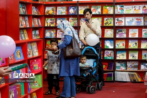 آخرین  روز از سی و سومین نمایشگاه کتاب