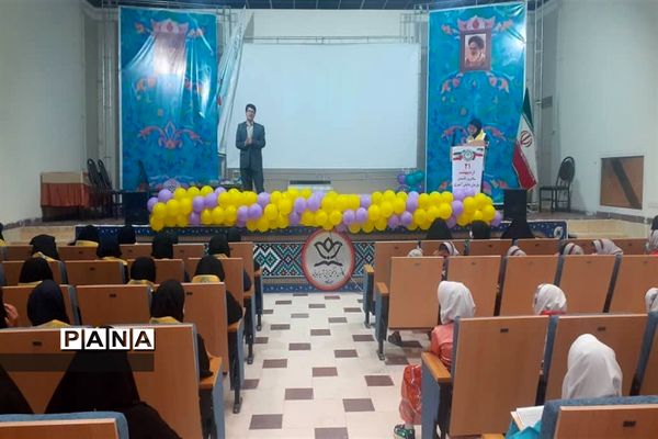 برگزاری همایش دانش‌آموزان پیشتازان ابرکوه