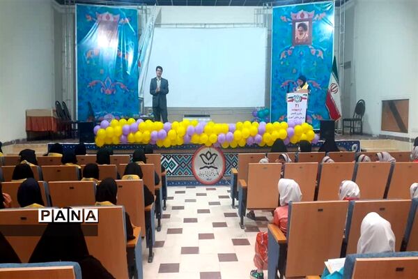 برگزاری همایش دانش‌آموزان پیشتازان ابرکوه