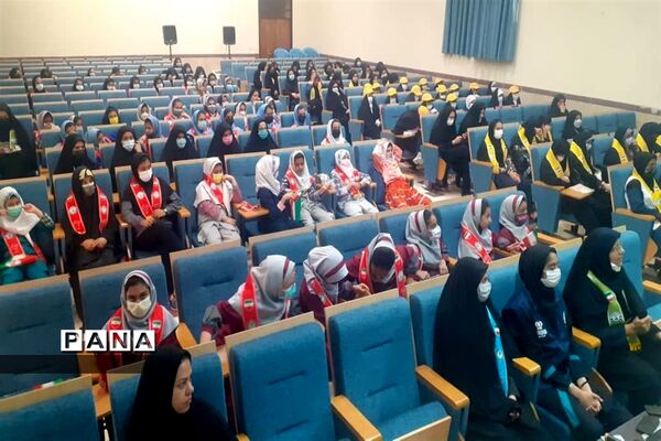 برگزاری همایش دانش‌آموزان پیشتازان ابرکوه