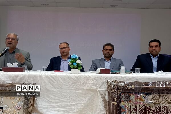آیین تکریم و معارفه مدیر آموزش و پرورش خلیل‌آباد