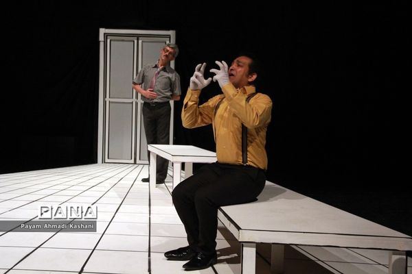 اجرای نمایش شهادت  پیوتر اوهه