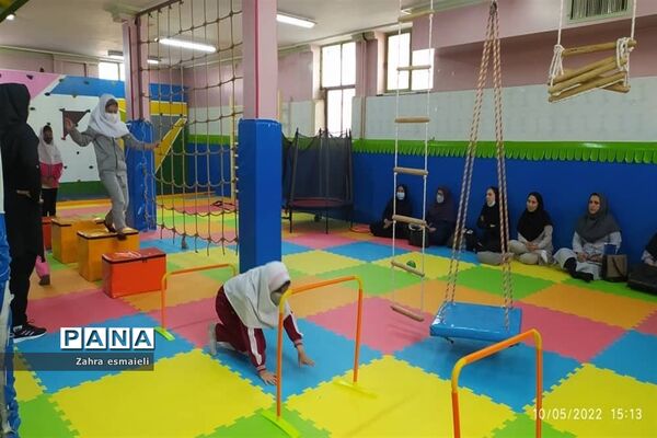 برگزاری دوره ضمن خدمت توانمند‌سازی آموزگاران مدارس پویای شهرستان قرچک