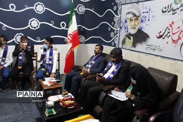 بازدید از روند اجرای مناظره ‌دانش‌آموزی