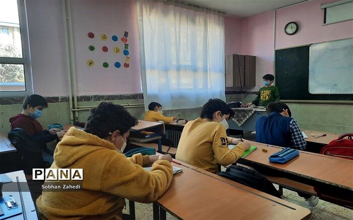 عدم برگزاری امتحانات در روزهای تعطیلی آلودگی هوا