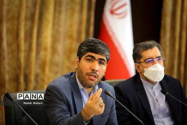 همایش «جریان حلقه‌های میانی؛ پیشران حکمرانی مردم»