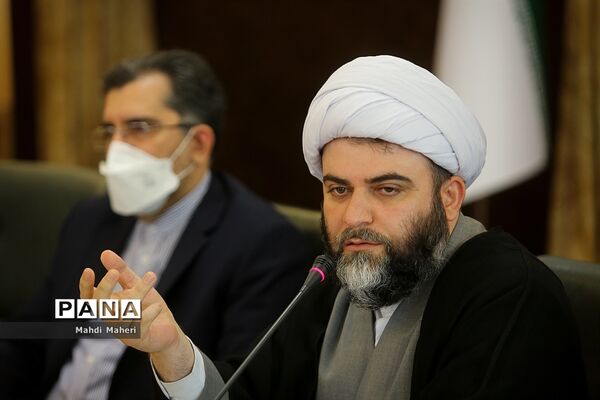 همایش «جریان حلقه‌های میانی؛ پیشران حکمرانی مردم»