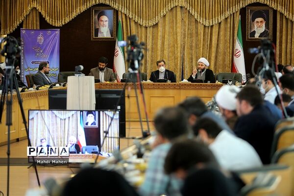 همایش «جریان حلقه‌های میانی؛ پیشران حکمرانی مردم»