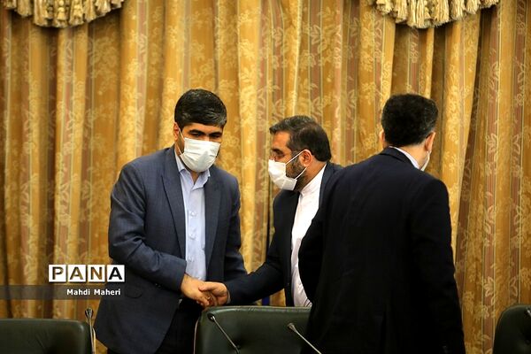 همایش «جریان حلقه‌های میانی؛ پیشران حکمرانی مردم»