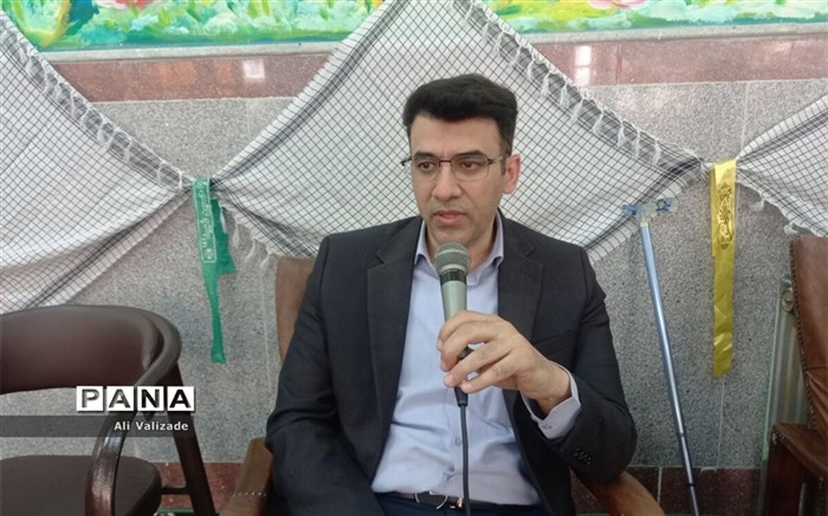 شهدا، سرمایه‌های اجتماعی کشور هستند