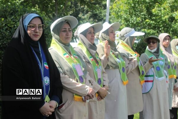 گرامیداشت سالروز تاسیس سازمان دانش‌آموزی و برگزاری مانور تشکیلاتی مربیان پیشتاز در گلستان