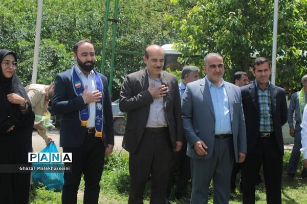گرامیداشت سالروز تاسیس سازمان دانش‌آموزی و برگزاری  مانور تشکیلاتی مربیان پیشتاز در گلستان