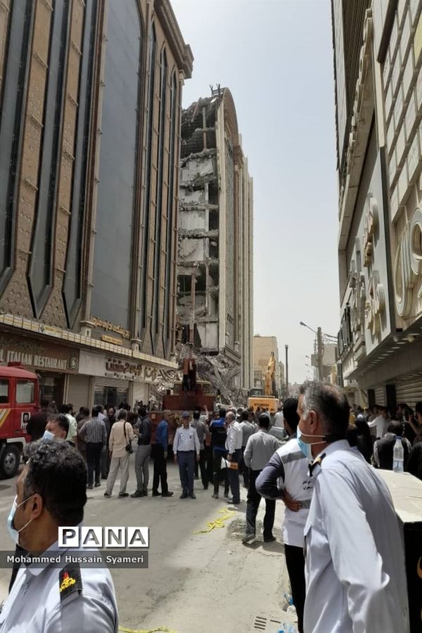 ریزش ساختمان متروپل در آبادان