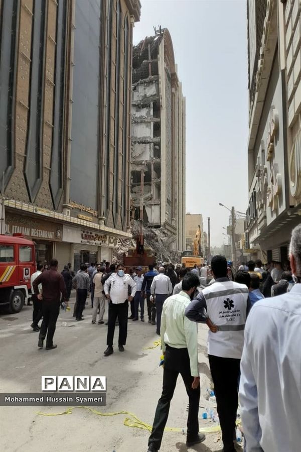 ریزش ساختمان متروپل در آبادان