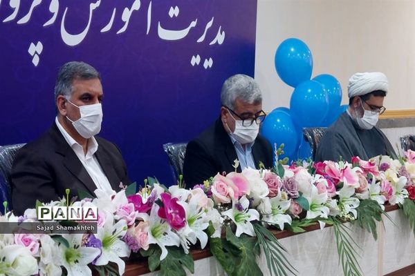 آیین تقدیر از خبرنگاران پانا و سفیران سلامت در ناحیه ۲ اهواز