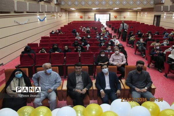 تجلیل از برگزیدگان یازدهمین دوره جشنواره نوجوان سالم در منطقه ۱۴