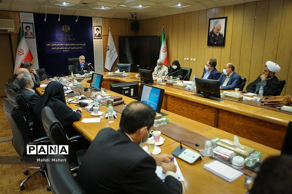 نخستین جلسه شورای سیاستگذاری اجرایی سند نظام جامع راهنمایی و مشاوره و کمیته ملی پیشگیری از آسیب‌های اجتماعی دانش‌آموزان