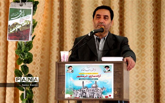 در دفاع مقدس با اراده و اعتقاد سربازان اسلام خون بر شمشیر پیروز شد