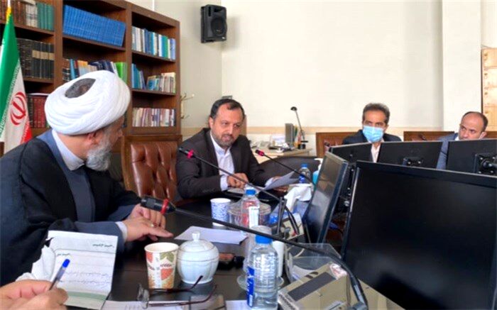 جلسه هم‌اندیشی وزیر اقتصاد با اعضای کمیسیون اصل ۹۰ مجلس 