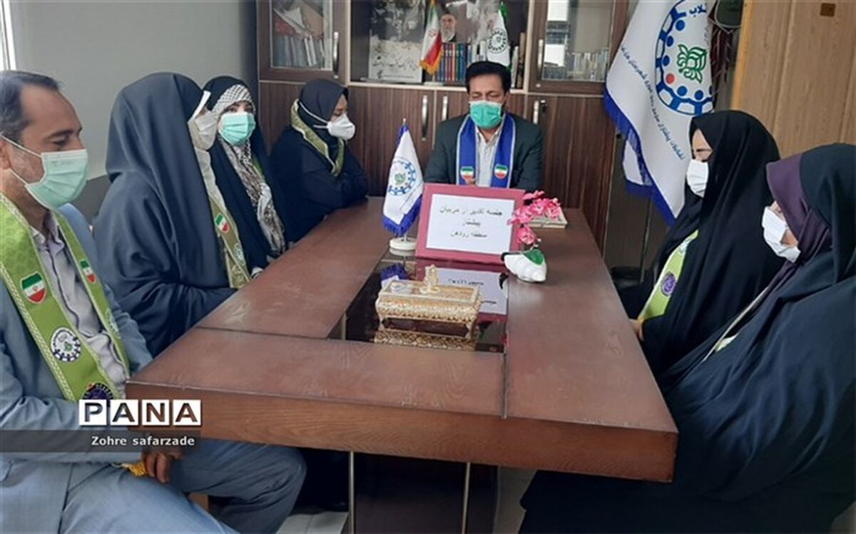 مربیان فعال پیشتاز، کانون اقدامات خلاقانه، هنرمندانه و سازمان‌یافته در مدارس هستند