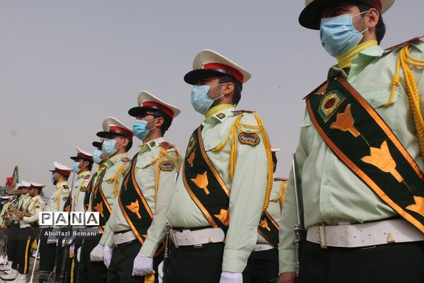 صبحگاه مشترک نیروهای مسلح قم در  سوم خرداد-2